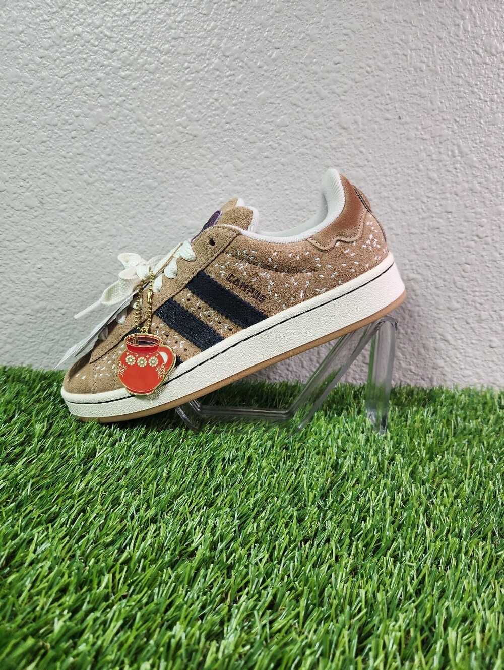 adidas Campus 00s Pan de Muerto Size 6YOUTH  Women's Size 7.5